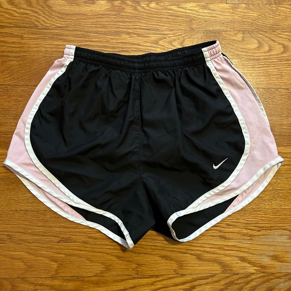 Nike Dry-Fit Tempo Women’s running shorts